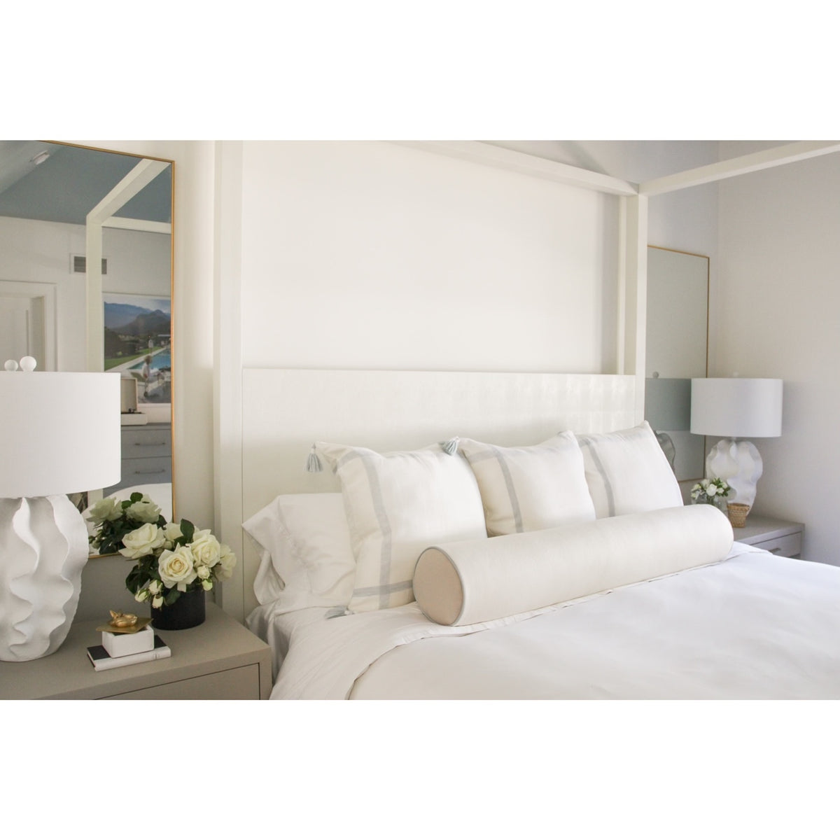 Bethany Lamp Large - Matte White Resin
