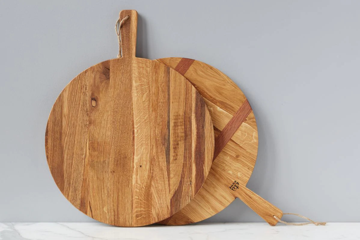 Round Oak Charcuterie Board, Medium