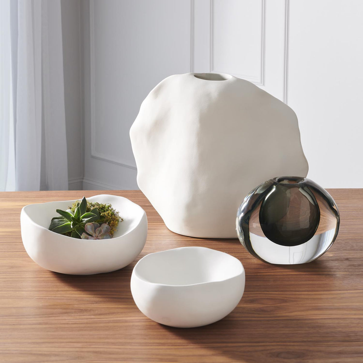 Low Kelp Vase - Matte White