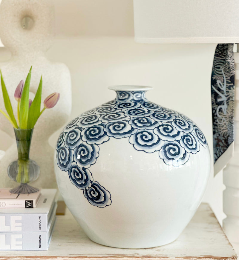 Blue and White Drifting Cloud Pomegranate Porcelain Vase