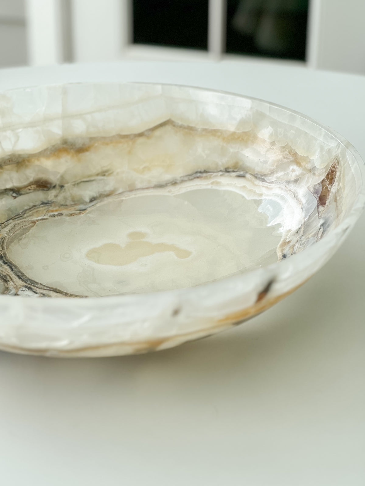 Onyx Centerpiece Bowl - 20 x 5