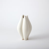 Small floral Pond vase in white